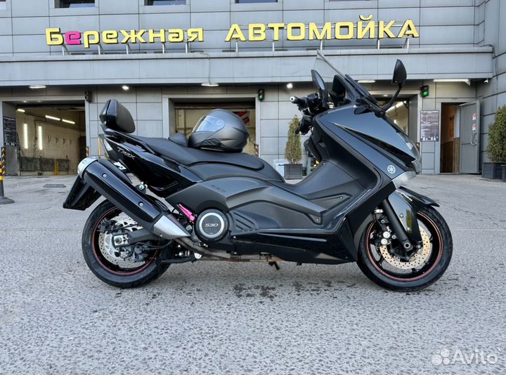 Yamaha t max 530