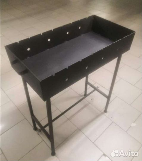 Мангал с подказанником