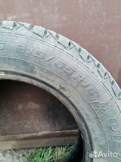 Goodyear Ultragrip 600 215/65 R16