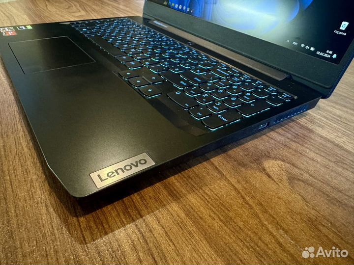 Ноутбук Lenovo