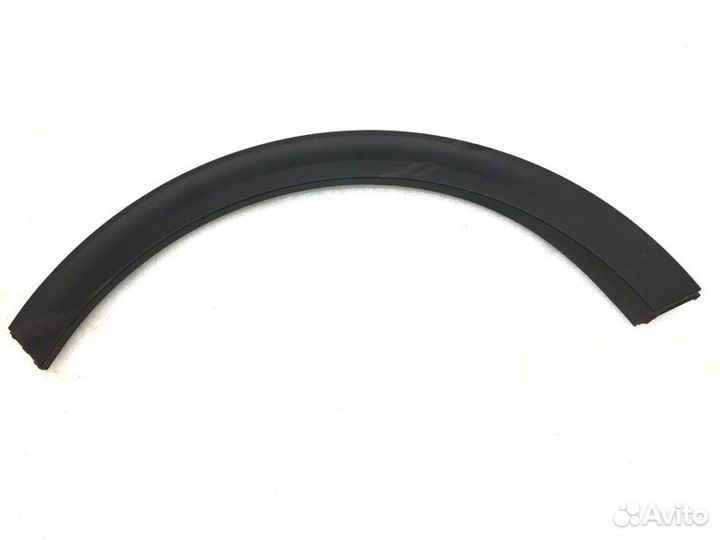 Накладка крыла задняя правая Kia Sportage 4 2.0