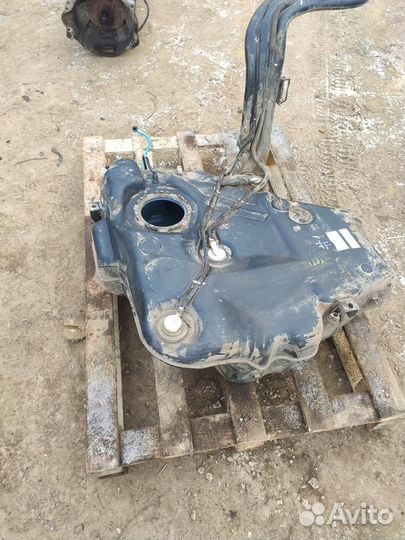 Топливный бак Skoda Yeti 1.2