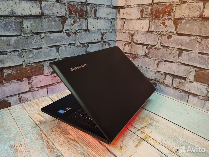 Ноутбук для поиграть Lenovo с гарантией