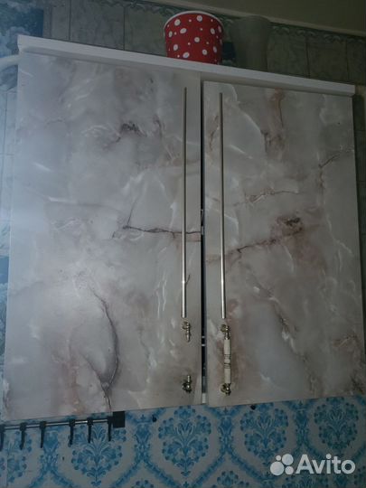 Кухня для дачи под мрамор