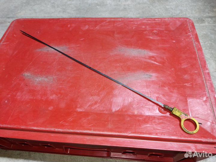 Щуп масляный двс Ford Focus 1 седан 1.6I 2001