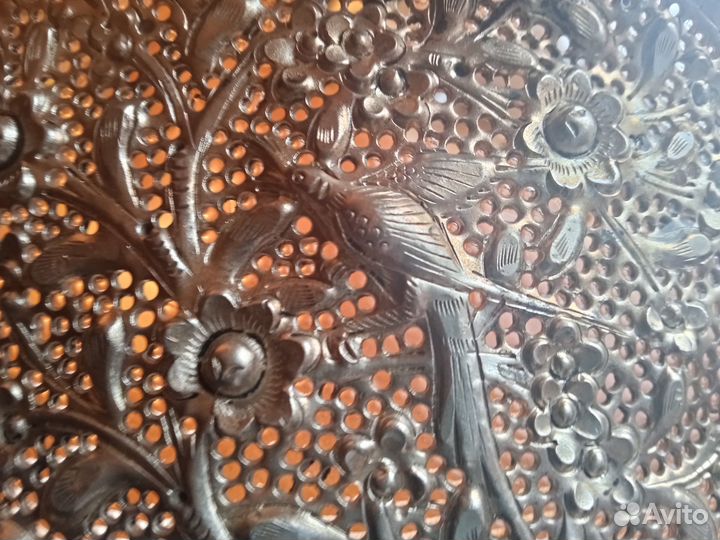 Ваза. Лаос. Посеребрение и орнаменты