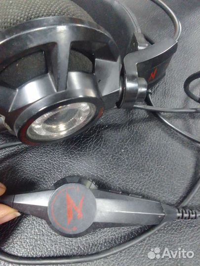 Игровые наушники с микрофоном thrill