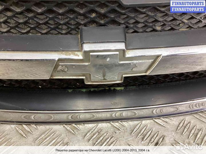 Решетка радиатора Chevrolet Lacetti, 2004 1.4 Бензин