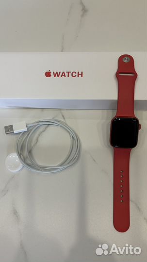 Apple watch series 6 44mm red
