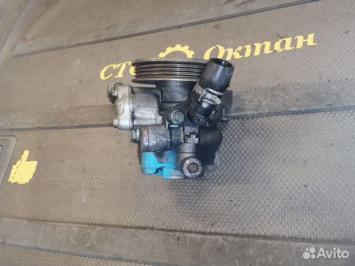 Насос гидроусилителя руля Honda Edix 2004