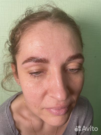 Архитектура и окрашивание бровей (модель)