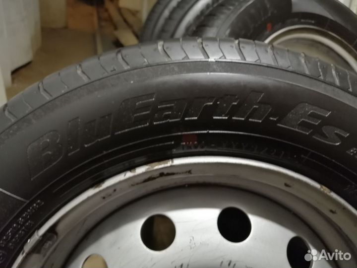 Yokohama Bluearth ES32 185/65 R14