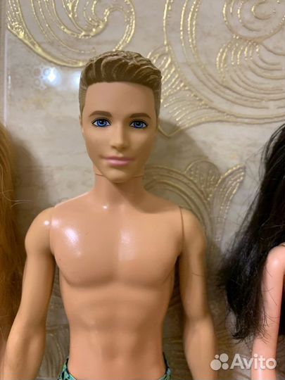 3 куклы Барби и 1 Кен