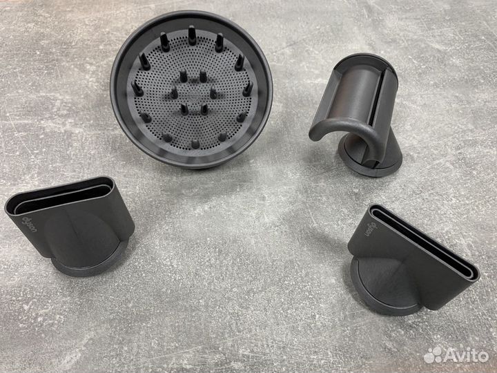 Фен Dyson Supersonic hd08 + Расческа Dyson