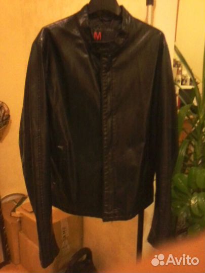 Куртка кожа новая 44р
