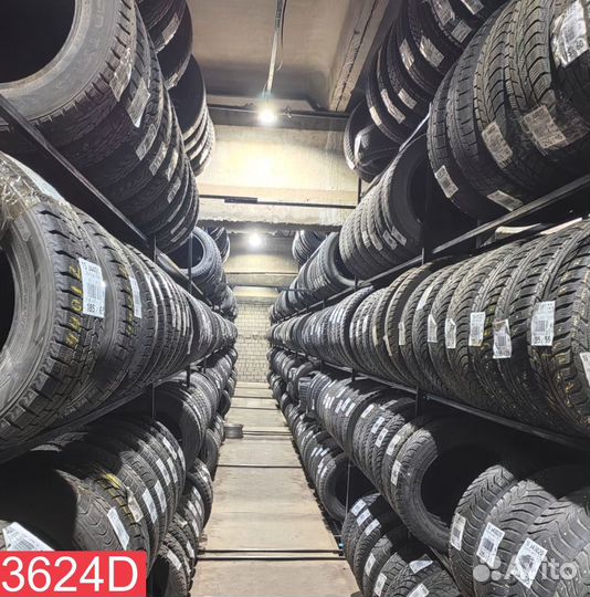 Dunlop SP Winter Sport 3D 215/55 R17 R