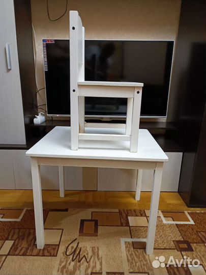 Детский стол и стул