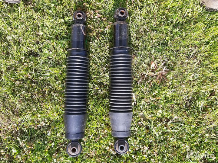 Амортизатор задний на kia rio 3