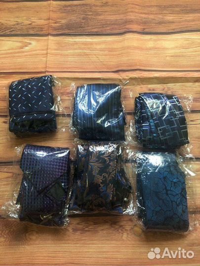 Наборы галстук-платок-запонки