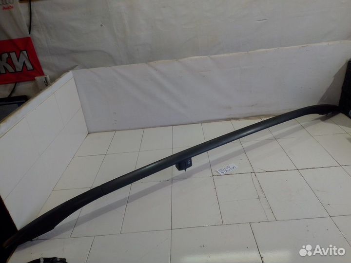 Рейлинг правый (SsangYong Rexton)