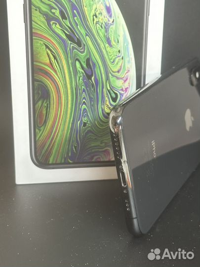 iPhone Xs, 64 ГБ