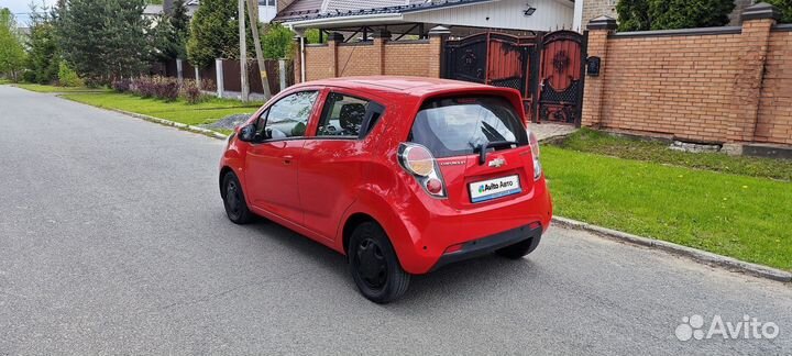 Chevrolet Spark 1.0 AT, 2011, 147 000 км