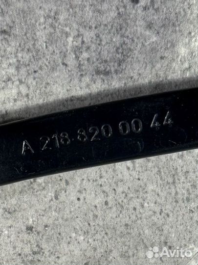 Щетка стеклоочистителя передняя левая