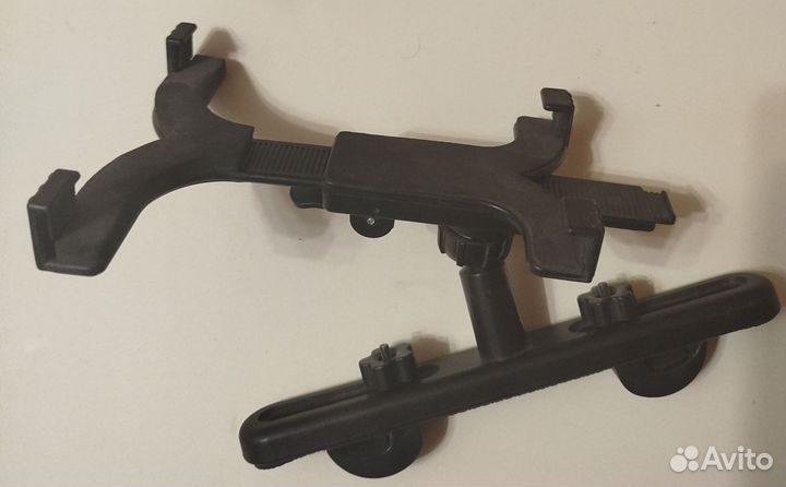 Крепеж для планшета на подголовник