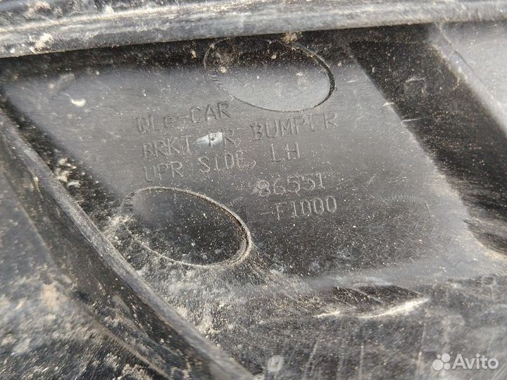 Кронштейн бампера Kia Sportage передний левый