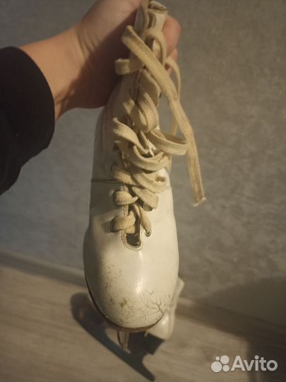 Коньки фигурные