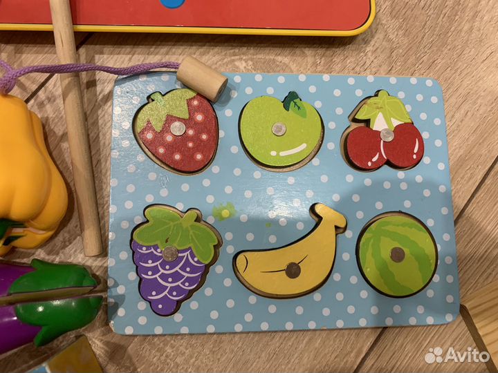 Развивающие игрушки пакетом