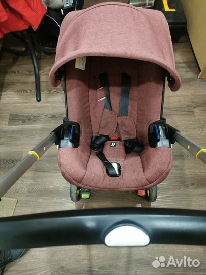 Автолюлька-коляска Doona с базой isofix