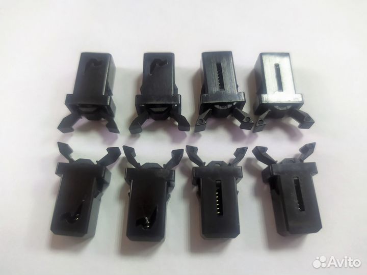 Фиксатор очечника 688304X00A для Nissan Pathfinder