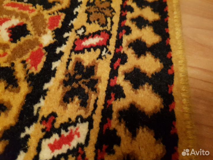 Ковер шерст., беж-черн-красн, 150 х 234. Новый
