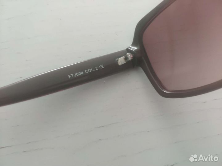 Солнцезащитные очки женские