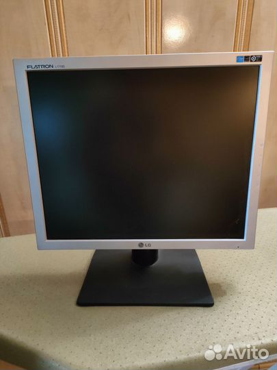 Монитор LG 34