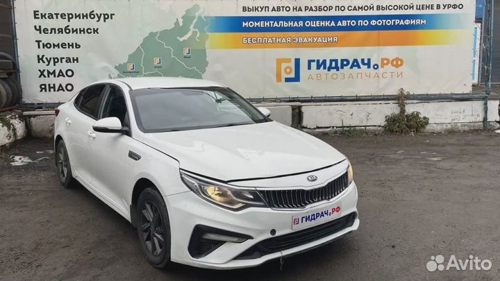 Решетка под лобовое стекло Kia Optima (JF) 86150-D