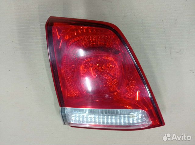 Фонарь Toyota Land Cruiser 200