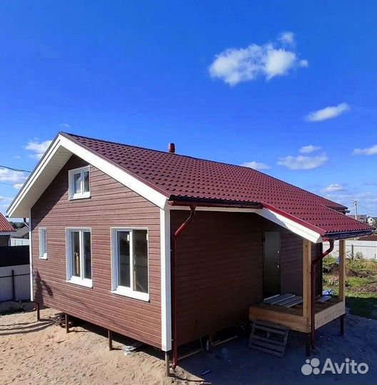 Кровельные работы / бригада строителей