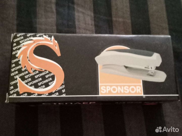 Степлер канцелярский