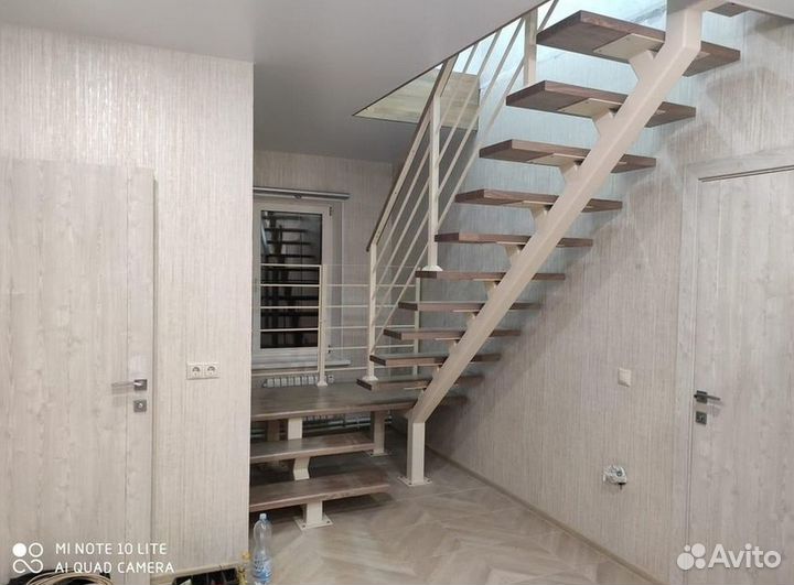 Лестница на металлокаркасе