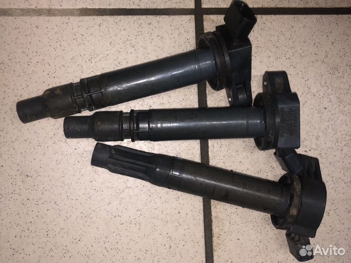 Катушка зажигания Тойота Лексус 3.5л 2GR