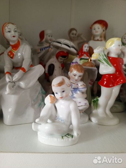Фарфоровые статуэтки СССР девочка с апельсином