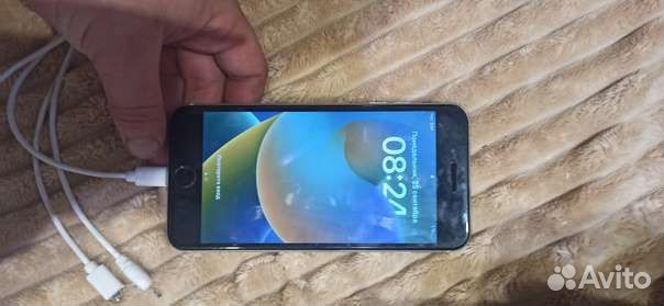 iPhone 8 Plus, 64 ГБ