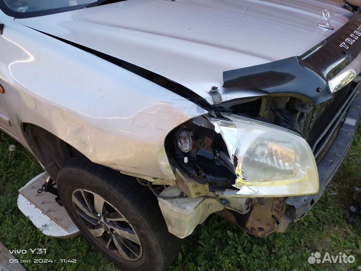 Mazda Tribute 2.0 AT, 2001, битый, 203 000 км