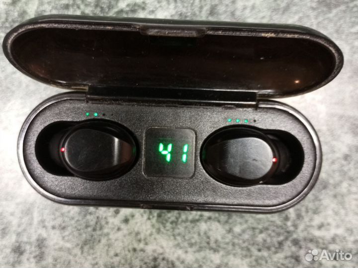 Беспроводные наушники б/у