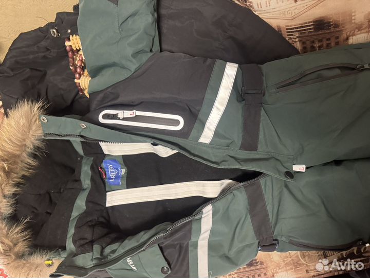 Зимний комбинезон для мальчика 128