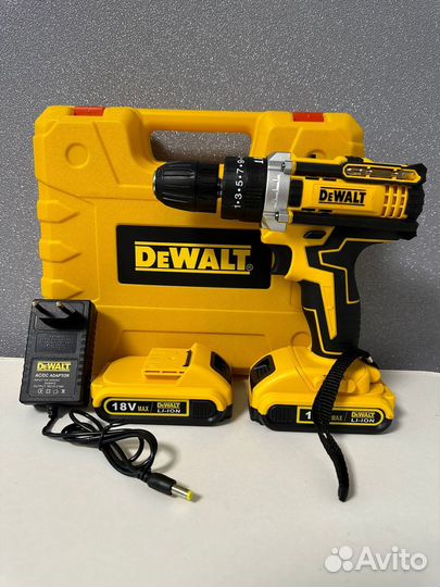 Шуруповерт dewalt новый