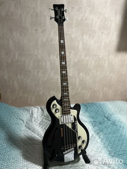 Бас-гитара Italia Mondial Bass