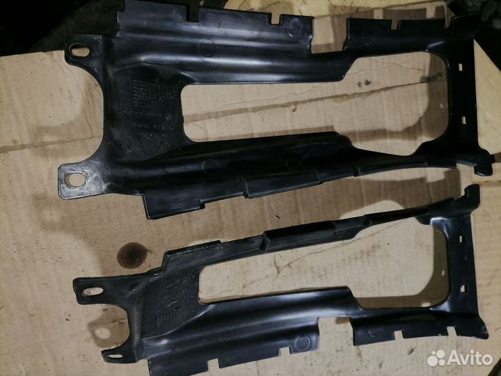 Обшивка стойки Ford Focus 2